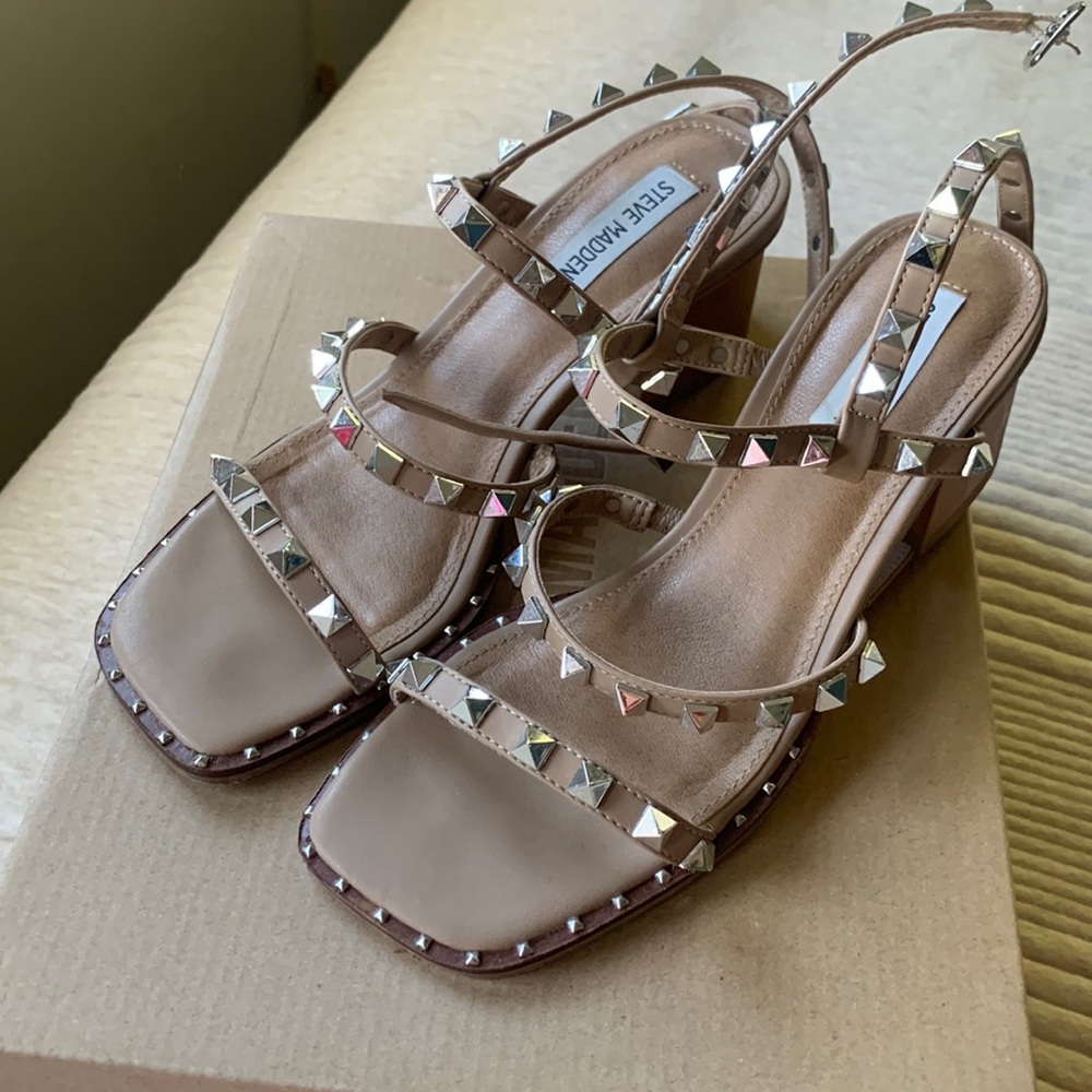 Steven Madden sandals